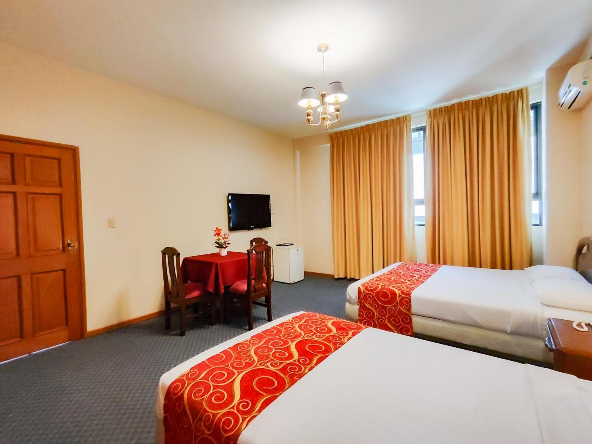 Lido Hotel ซานตาครูซเดอลาเซียร์รา ภายนอก รูปภาพ